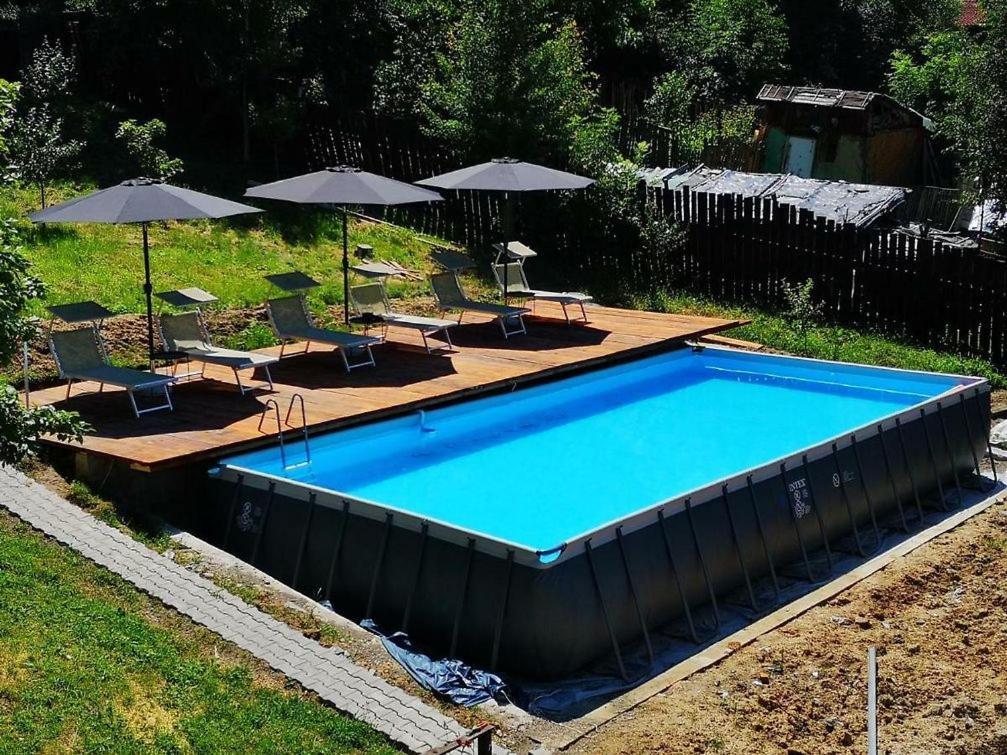 Vila Deal Sacele Bagian luar foto